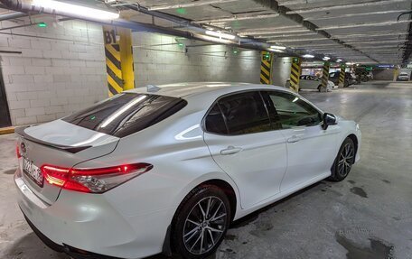 Toyota Camry, 2021 год, 3 600 000 рублей, 6 фотография