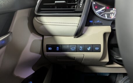 Toyota Camry, 2021 год, 3 600 000 рублей, 18 фотография