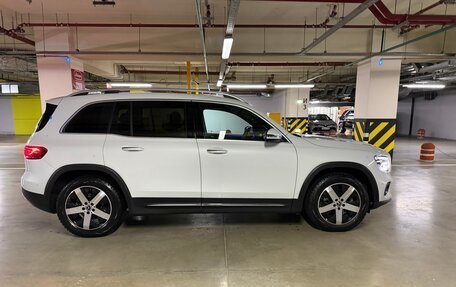 Mercedes-Benz GLB, 2021 год, 4 900 000 рублей, 8 фотография