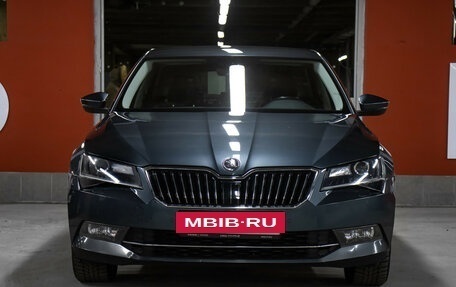 Skoda Superb III рестайлинг, 2019 год, 1 998 000 рублей, 2 фотография