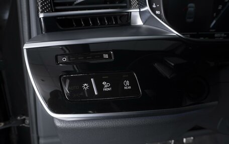 Audi S8, 2020 год, 12 100 000 рублей, 26 фотография