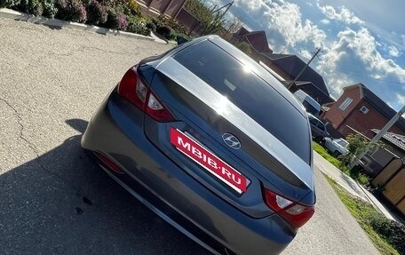 Hyundai Sonata VI, 2010 год, 769 000 рублей, 5 фотография