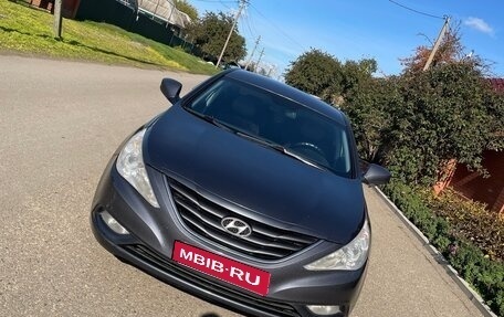 Hyundai Sonata VI, 2010 год, 769 000 рублей, 1 фотография