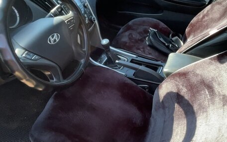 Hyundai Sonata VI, 2010 год, 769 000 рублей, 11 фотография