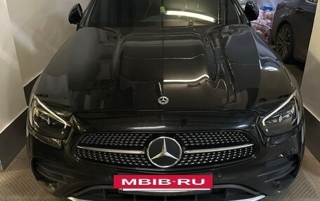 Mercedes-Benz E-Класс, 2021 год, 3 300 000 рублей, 7 фотография