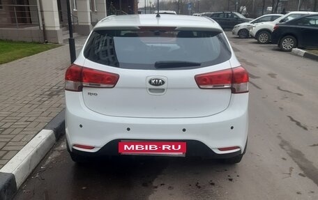 KIA Rio III рестайлинг, 2015 год, 1 100 000 рублей, 4 фотография
