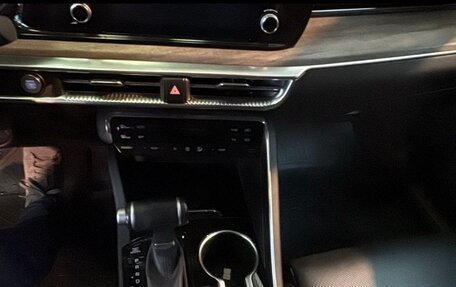 KIA K5, 2021 год, 2 450 000 рублей, 2 фотография