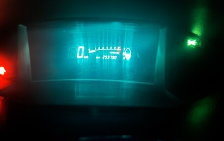 Toyota Yaris I рестайлинг, 2002 год, 295 000 рублей, 7 фотография