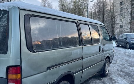 Toyota HiAce H100, 1994 год, 300 000 рублей, 9 фотография