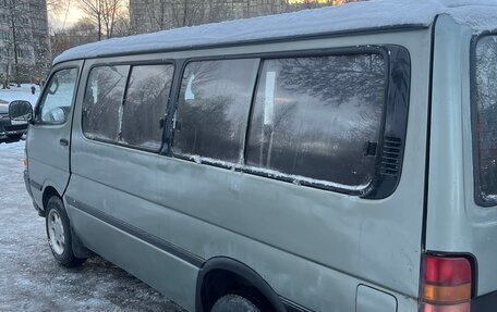 Toyota HiAce H100, 1994 год, 300 000 рублей, 4 фотография