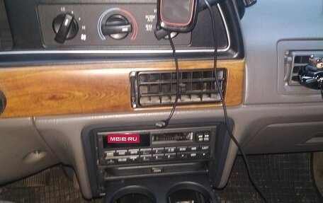 Ford Taurus III, 1991 год, 550 000 рублей, 4 фотография