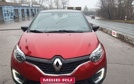 Renault Kaptur I рестайлинг, 2019 год, 1 500 000 рублей, 1 фотография