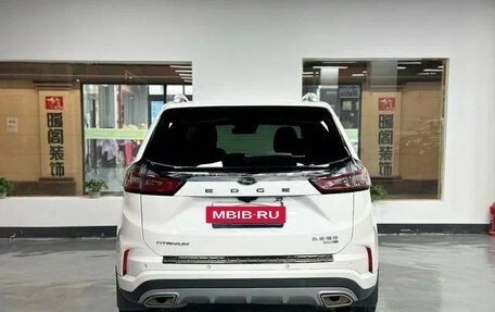 Ford Edge II рестайлинг, 2021 год, 2 670 000 рублей, 3 фотография