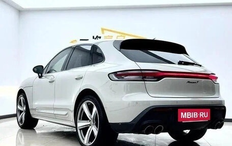 Porsche Macan I рестайлинг, 2022 год, 5 960 000 рублей, 2 фотография