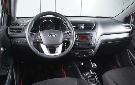 KIA Rio III рестайлинг, 2012 год, 700 000 рублей, 6 фотография