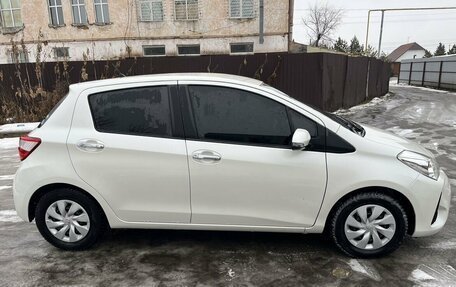 Toyota Vitz, 2018 год, 1 350 000 рублей, 7 фотография