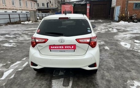Toyota Vitz, 2018 год, 1 350 000 рублей, 2 фотография