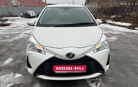 Toyota Vitz, 2018 год, 1 350 000 рублей, 8 фотография