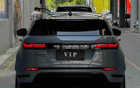 Land Rover Range Rover Evoque II, 2021 год, 2 850 000 рублей, 3 фотография