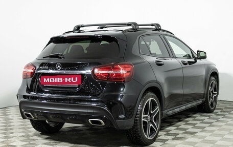 Mercedes-Benz GLA, 2019 год, 2 100 000 рублей, 5 фотография