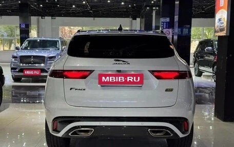 Jaguar F-Pace, 2022 год, 3 910 000 рублей, 4 фотография