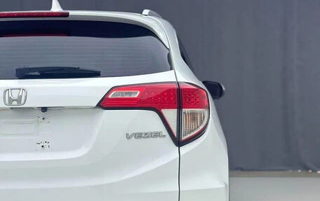 Honda Vezel, 2022 год, 1 660 000 рублей, 8 фотография