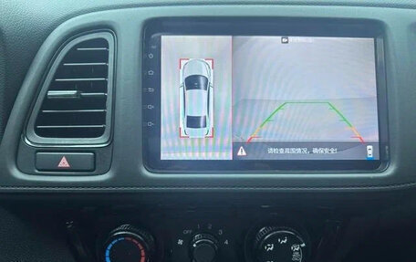 Honda Vezel, 2022 год, 1 660 000 рублей, 11 фотография