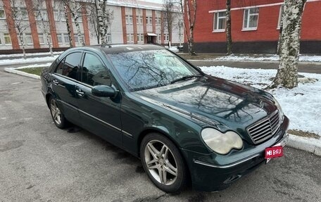 Mercedes-Benz C-Класс, 2002 год, 365 000 рублей, 1 фотография