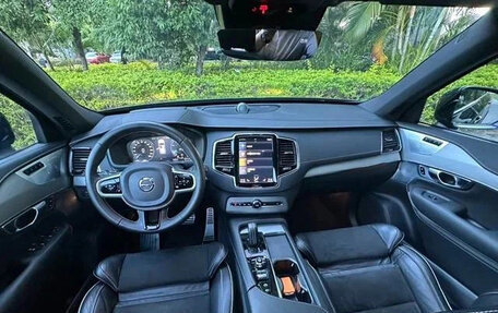 Volvo XC90 II рестайлинг, 2022 год, 4 120 000 рублей, 6 фотография