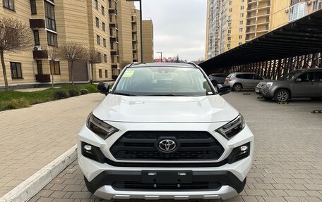 Toyota RAV4, 2025 год, 4 130 000 рублей, 2 фотография