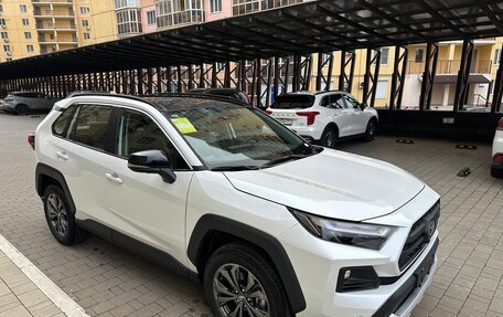 Toyota RAV4, 2025 год, 4 130 000 рублей, 3 фотография