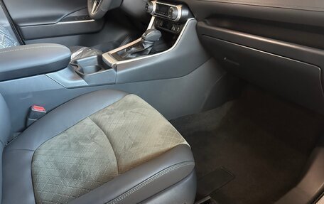 Toyota RAV4, 2025 год, 4 130 000 рублей, 16 фотография