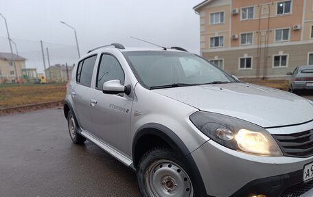 Renault Sandero I, 2013 год, 620 000 рублей, 3 фотография