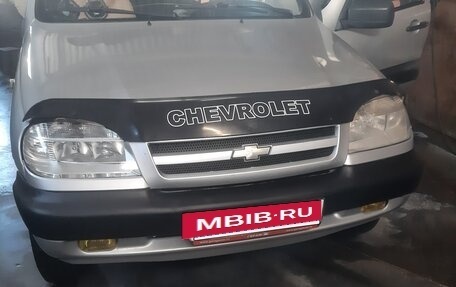 Chevrolet Niva I рестайлинг, 2006 год, 480 000 рублей, 2 фотография