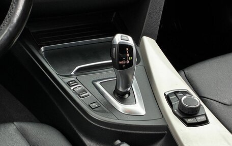 BMW 3 серия, 2015 год, 1 890 000 рублей, 16 фотография