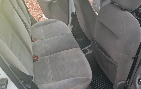 Ford Focus IV, 2002 год, 320 000 рублей, 11 фотография