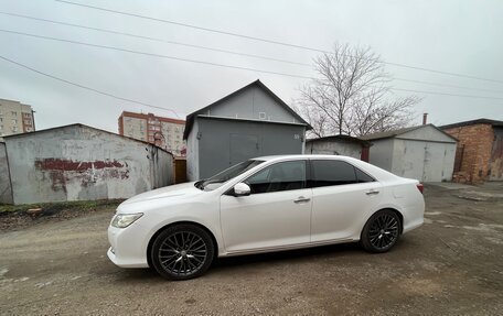 Toyota Camry, 2013 год, 1 700 000 рублей, 2 фотография