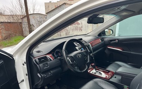 Toyota Camry, 2013 год, 1 700 000 рублей, 6 фотография