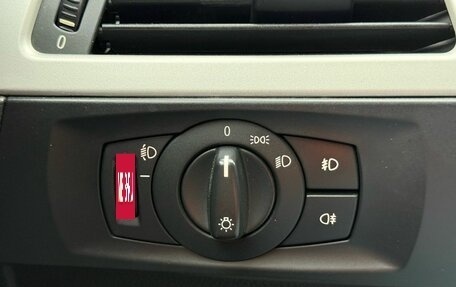 BMW 3 серия, 2009 год, 830 000 рублей, 15 фотография