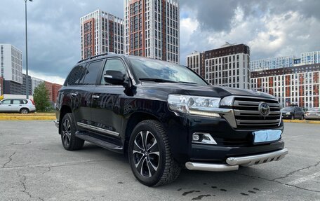 Toyota Land Cruiser 200, 2018 год, 6 800 000 рублей, 11 фотография