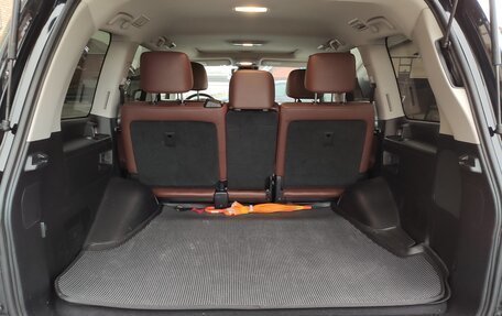 Toyota Land Cruiser 200, 2018 год, 6 800 000 рублей, 10 фотография