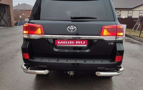 Toyota Land Cruiser 200, 2018 год, 6 800 000 рублей, 8 фотография