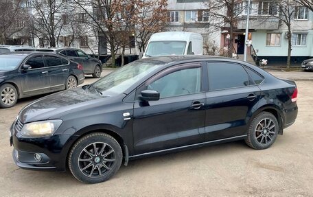 Volkswagen Polo VI (EU Market), 2013 год, 650 000 рублей, 2 фотография