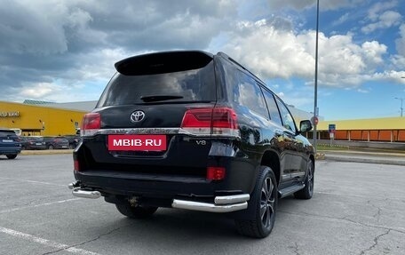 Toyota Land Cruiser 200, 2018 год, 6 800 000 рублей, 14 фотография