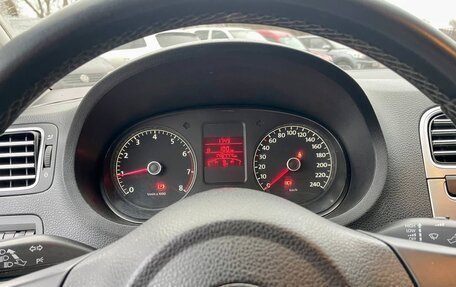 Volkswagen Polo VI (EU Market), 2013 год, 650 000 рублей, 16 фотография