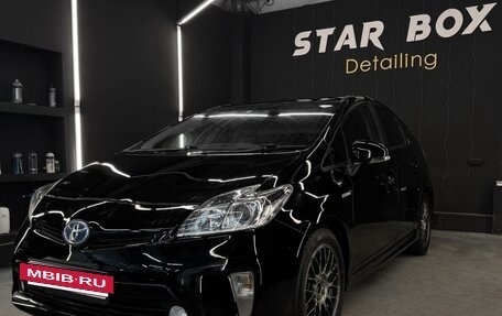 Toyota Prius, 2014 год, 950 000 рублей, 11 фотография