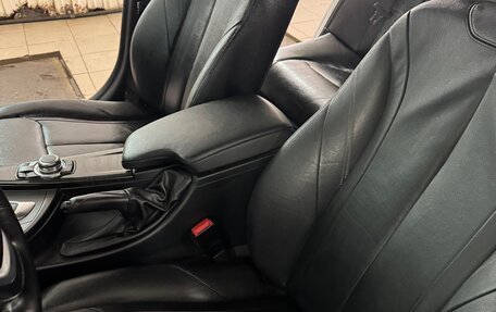 BMW 3 серия, 2012 год, 2 100 000 рублей, 26 фотография