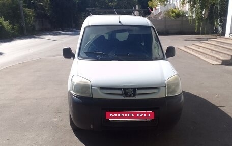 Peugeot Partner II рестайлинг 2, 2011 год, 400 000 рублей, 3 фотография