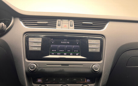 Skoda Octavia, 2015 год, 1 050 000 рублей, 18 фотография