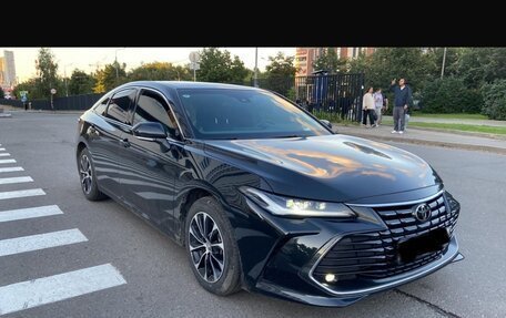 Toyota Avalon, 2022 год, 3 390 000 рублей, 2 фотография